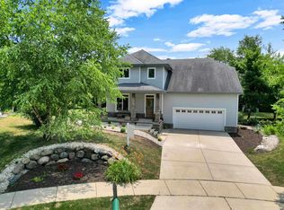 1019 Hillside Cir, Verona, WI 53593