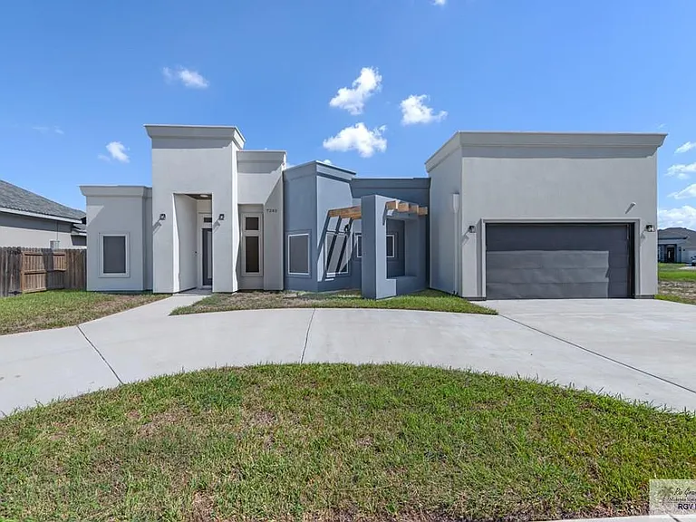 7283 Rain Forest Dr — Photo 10