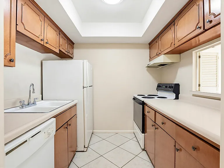 8401 N New Braunfels Ave #245 — Photo 8
