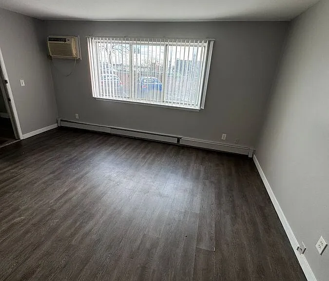 5680 Pardee Rd #5 — Photo 5