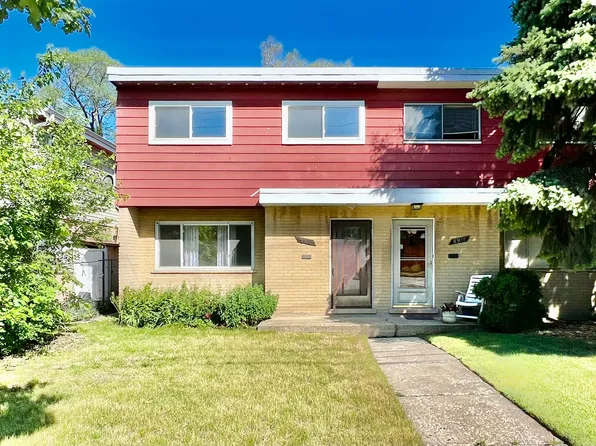 8906 Gross Point Rd, Skokie, IL 60077