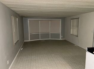 201 2nd St SW, Belfield, ND 58622