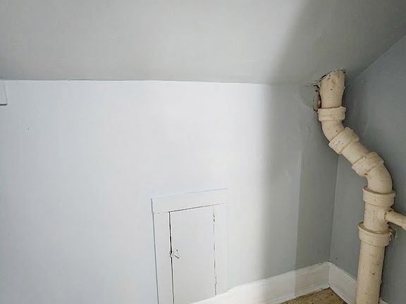 3rd image of 12041 S Parnell Ave