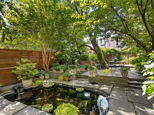 288 Powers St, Brooklyn, NY 11211