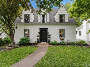 996 N Woodlawn Ave, Saint Louis, MO 63122