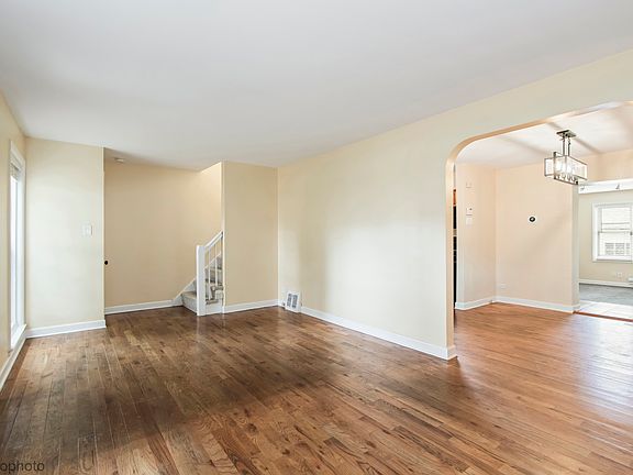 5th image of 1720 Leland Ave