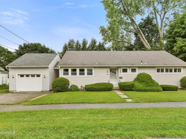 35 Strong Ave, Pittsfield, MA 01201