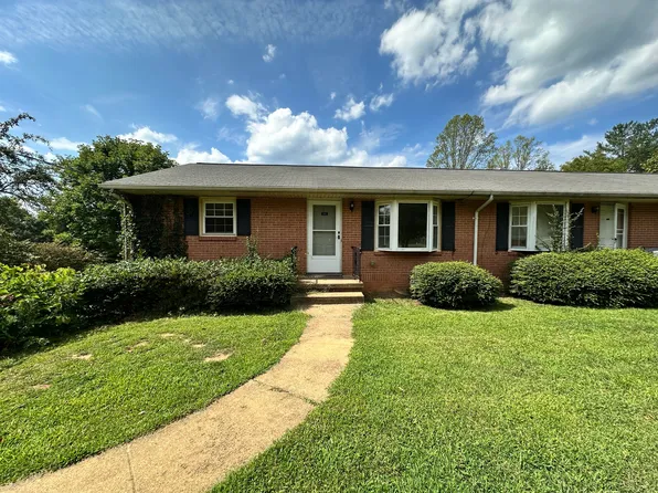 113 Sunset Cir, Madison Heights, VA