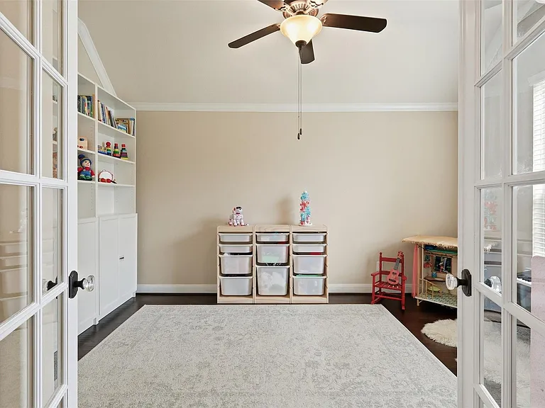 12911 Chatfield Manor Ln — Photo 5