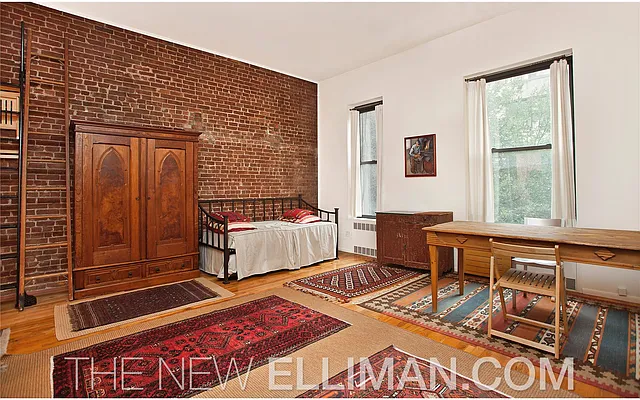 Sold by Douglas Elliman | media 15