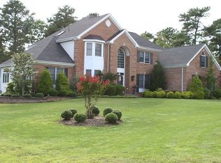 50 Saint Mary Ave, Manahawkin, NJ 08050