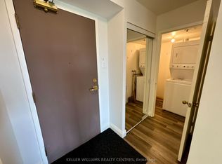 75 Ellen St #712, Barrie, ON L4N 7R6