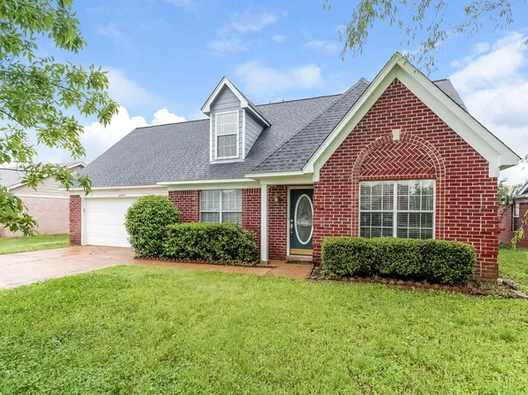 4499 Shadow Ridge Dr, Horn Lake, MS 38637