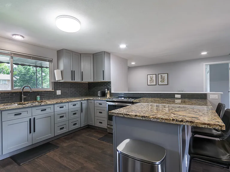 8871 Rutgers St — Photo 1