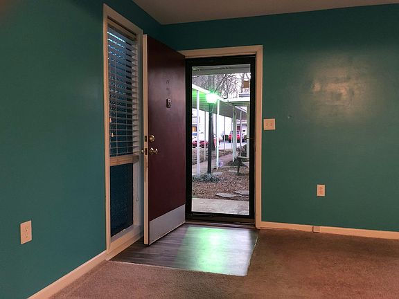 3rd image of 3706 E North St Unit 3L