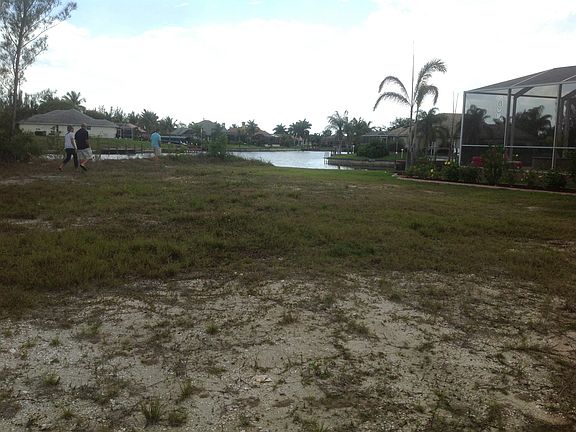 2nd image of 2636 SW 40th Ter