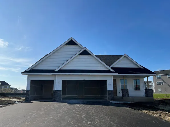 1642 River Rock Dr, Carver, MN 55315