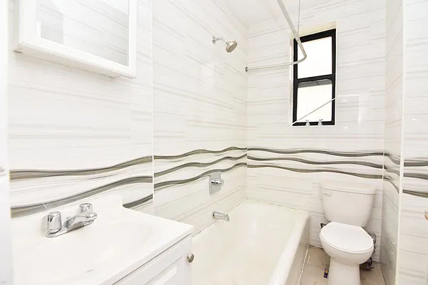 Rented by Bohemia Realty Group | media 29