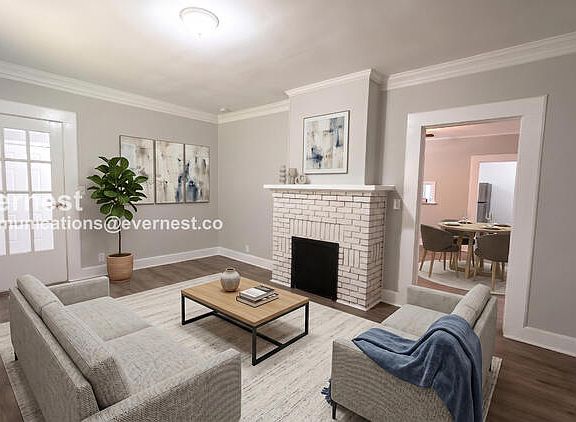 3rd image of 887 Ellis Rd
