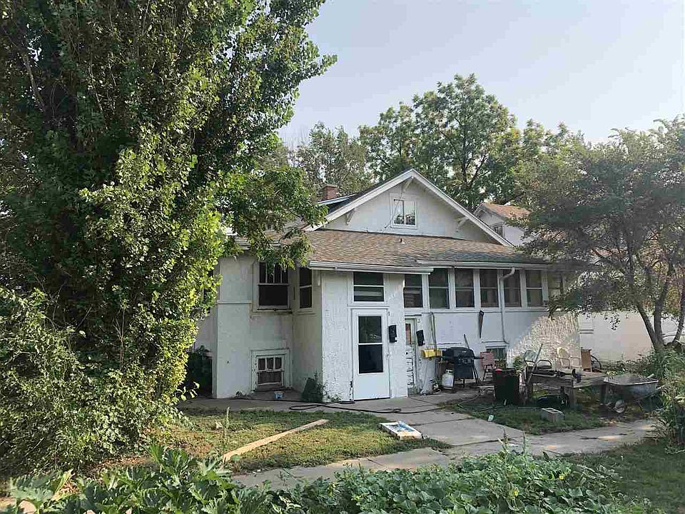 2nd image of 1101 E 5th St