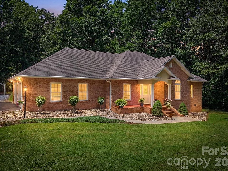 1st image of 5572 Hayes Waters Rd