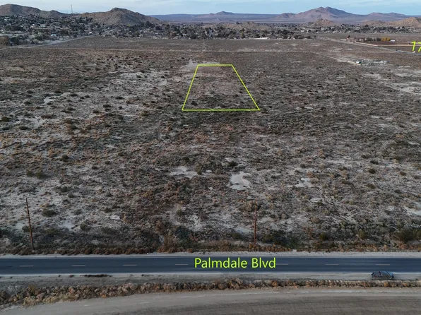 Vic Ave N, Palmdale, CA 93591