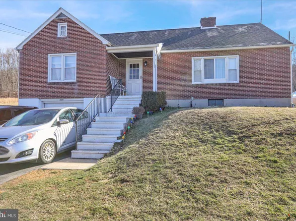1300 Butter Ln, Reading, PA 19606