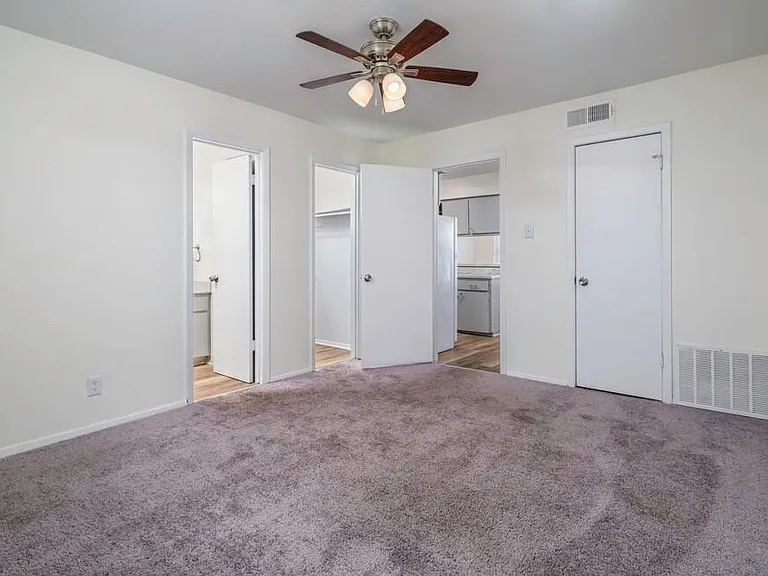 The Rise Apartments — Photo 17