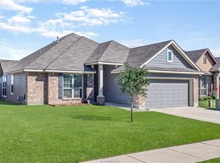 5129 Stewart Dr, College Station, TX 77845