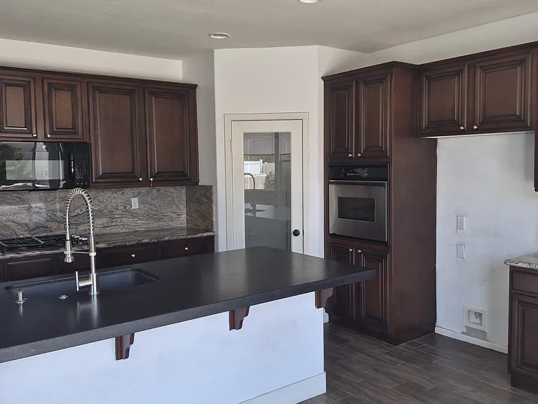 32689 Cottonwood Rd — Photo 31