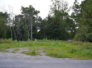 Sayer Rd, Blooming grove, NY 10914