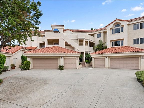 5th image of 4235 Harbour Island Ln