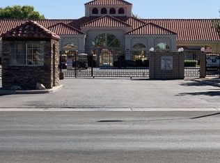 11621 Wedgewood Dr, Apple Valley, CA 92308