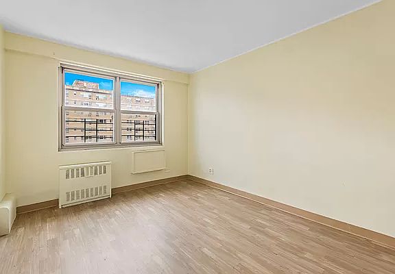 4th image of 464 Neptune Ave APT 19C