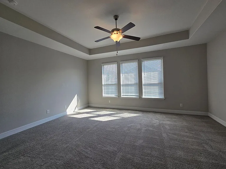 1324 Spring Row St — Photo 15