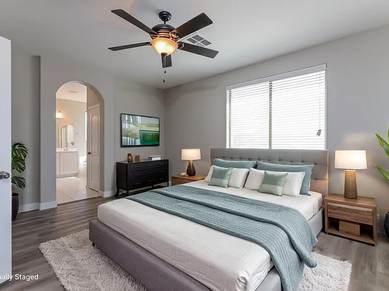 613 Bright Valley Pl — Photo 12