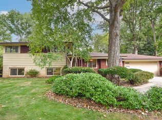 2342 West Acacia ROAD, Glendale, WI 53209