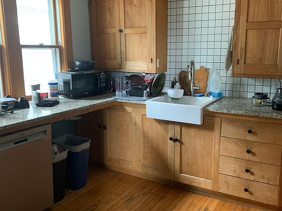 2nd image of 2609 Colfax Ave S #2