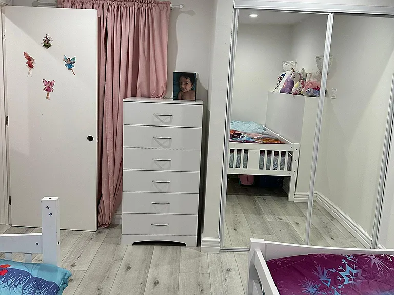 22040 Avenue San Luis — Photo 17