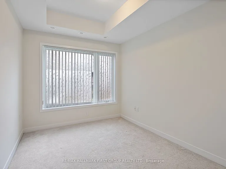 60 Orchid Place Dr #8 — Photo 11