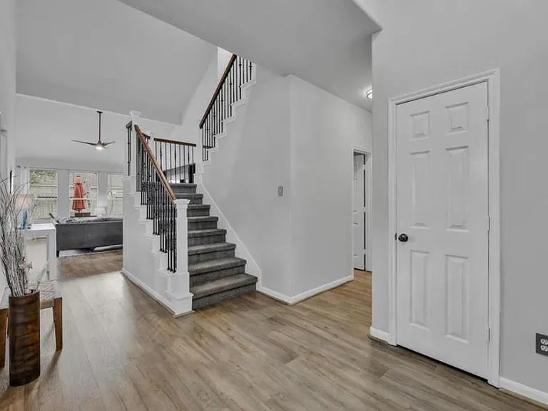 11103 Canyon Brook Ct — Photo 5