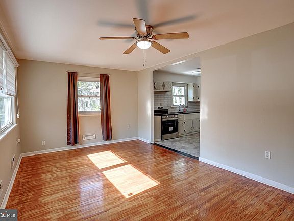 5th image of 317 Timberline Dr