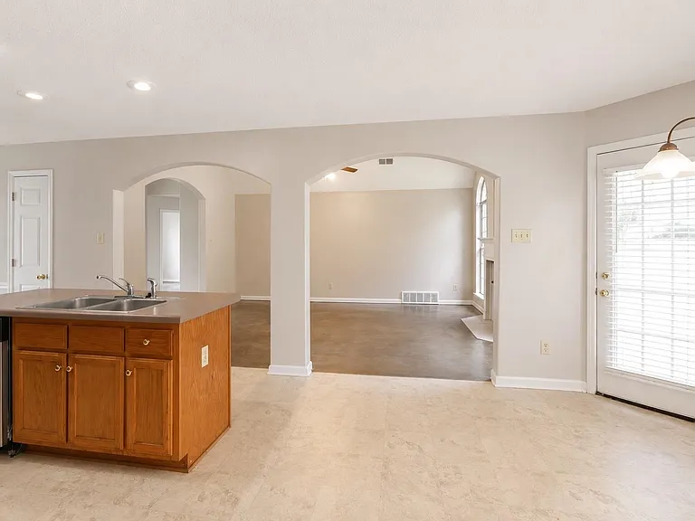 20 Country Brook Dr — Photo 11