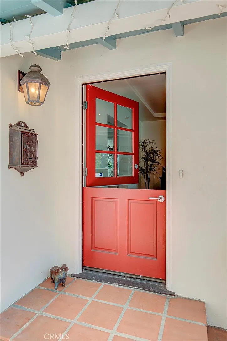 4 bed, 2750 sqft, $15,000 — Photo 3