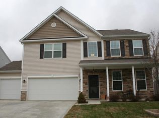 2046 Creek Bank Dr, Columbus, IN 47201