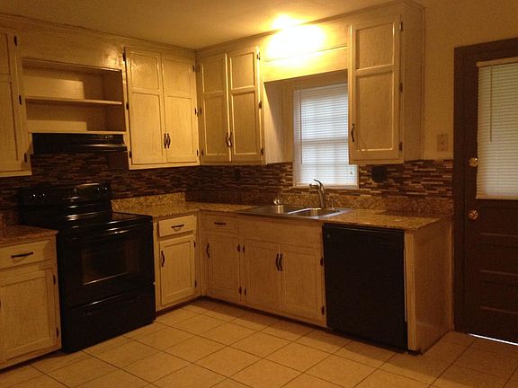 5th image of 10204 Washington St