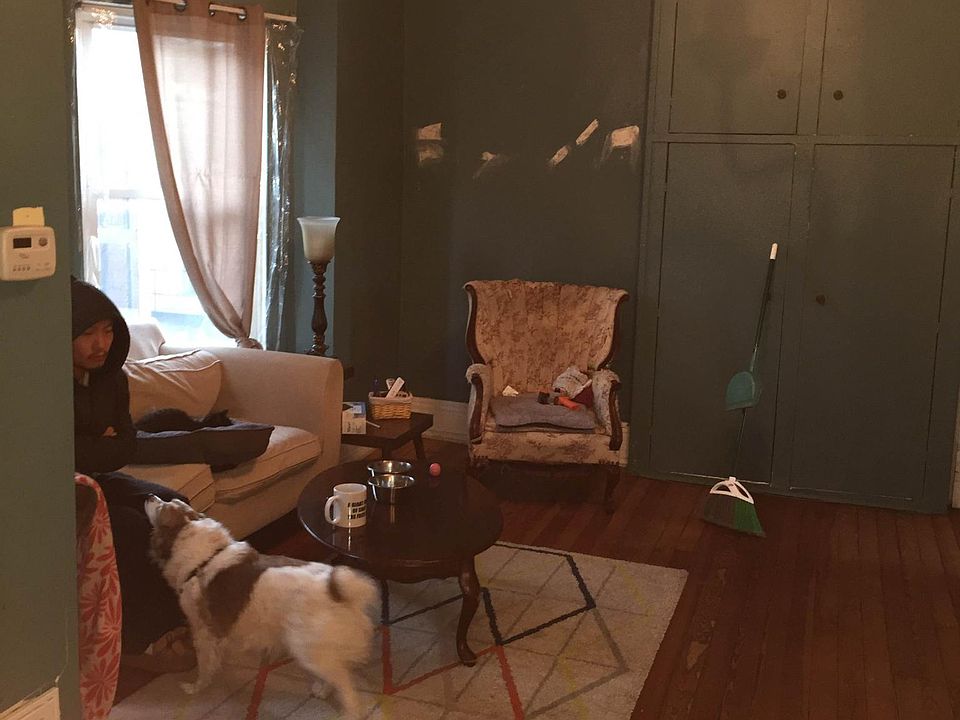 1st image of 1015 W Oakdale Ave #3