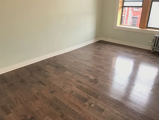 Rented by Zuz Realty | media 25