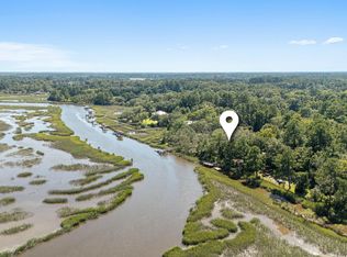 7299 Commodore Rd, Hollywood, SC 29449