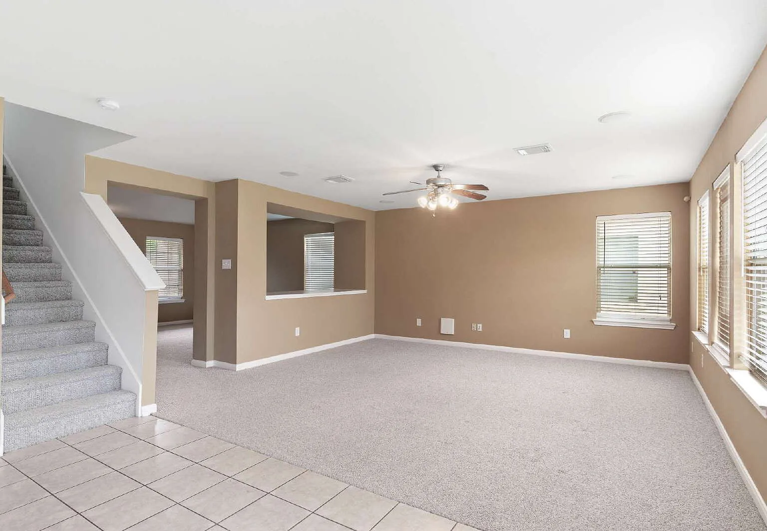 3 bed, 2.5 bath, 2375 sqft, $1,895 — Photo 2